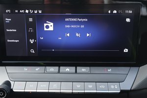 OPEL Astra Edition/Sitzheizung/Kom.-Pak/RÜ-KAM LED