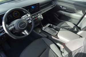 HYUNDAI NEW Tucson Hybrid 1.6 T-GDi 230PS 6-AT 2WD TREND