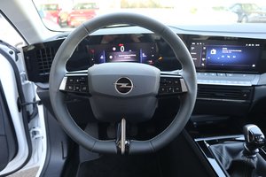 OPEL Astra L Turbo Enjoy Navi/Klima/LED/AHK/Kamera