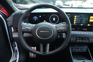 HYUNDAI Kona Elektro N-Line 65kWh Klima/LED/Park-Assist.