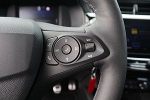 OPEL Corsa GS FACELIFT ! / TOP OPTIK /Inspektion neu