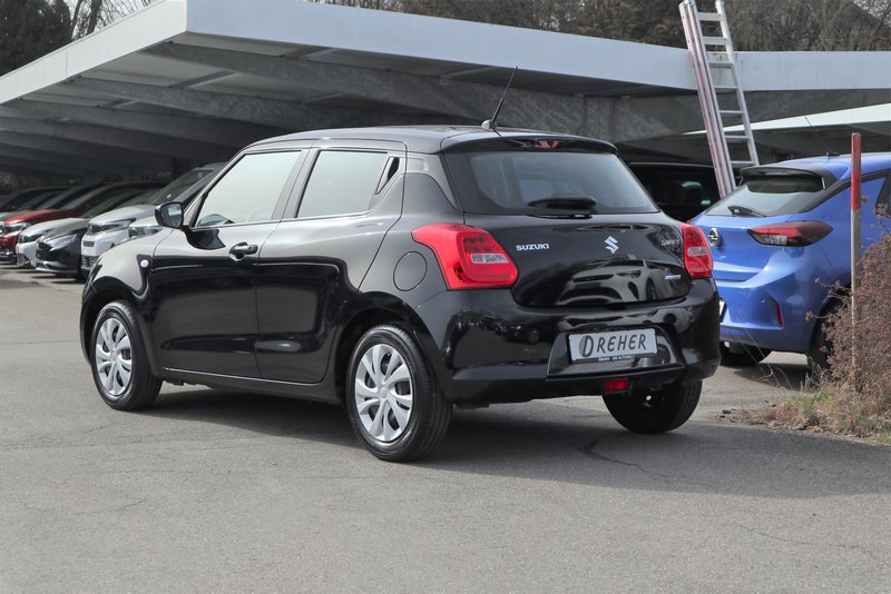 SUZUKI Swift CLUB HYBRID / 1 Hand / sparsam / wenig km