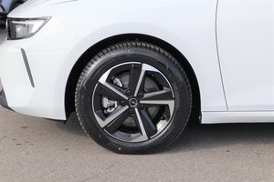 OPEL Astra Edition/Sitzheizung/Kom.-Pak/RÜ-KAM LED/BC