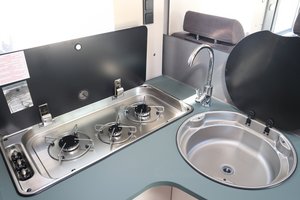 LAIKA Kosmo H1319 /PREIS KRACHER /TV-SAT-NAVI-MARKISE