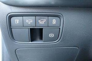 HYUNDAI IONIQ 9 UNIQ 4WD 6-Sitzer Pano
