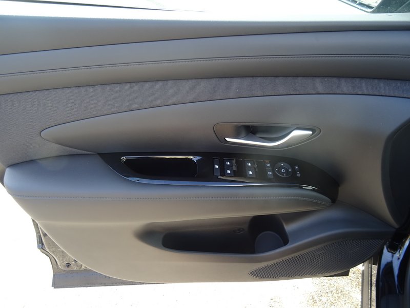 HYUNDAI NEW Tucson Hybrid 1.6 T-GDi 230PS 6-AT 2WD TREND
