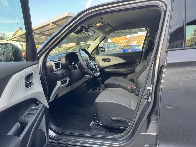 SUZUKI Swift NEUES MODELL/COMFORT/AUTOMATIK/NAVI/uvm.