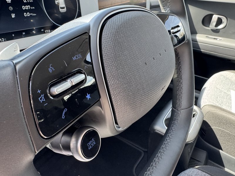 HYUNDAI IONIQ 5 / wenig km! / DYNAMIQ-Pak / Met / 800V