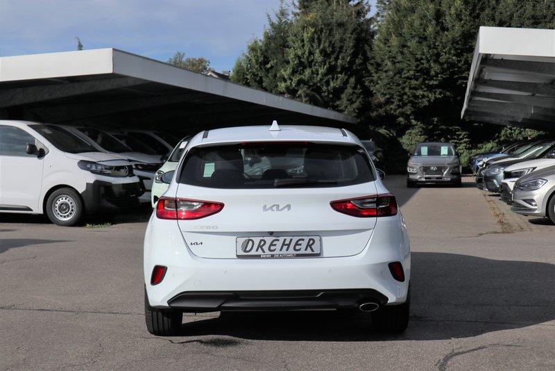 KIA Ceed / WENIG KM ! / STARKER MOTOR / TOP-AUSST. !