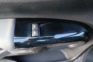 CITROEN C4 CACTUS "Shine" / NAVI / RÜ-KAMERA / KD neu !