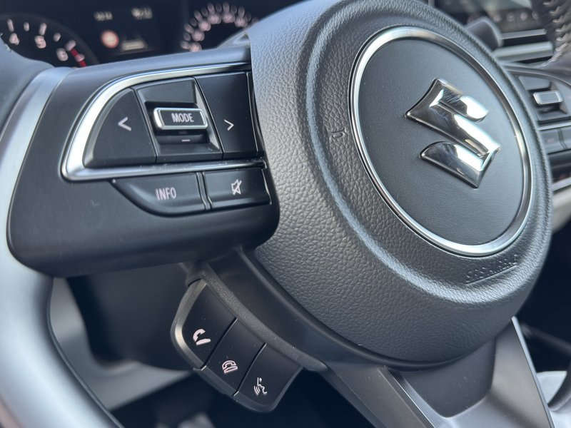 SUZUKI Swift NEUES MODELL/COMFORT/AUTOMATIK/NAVI/uvm.