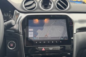 SUZUKI Vitara Comfort Plus+/ALLRAD/PANO-DACH/NAVI/129PS