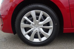 OPEL Corsa Edition Klima/LED/SH/Allwetterreifen BC