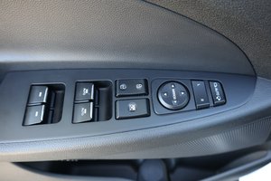 HYUNDAI Tucson 1.6 Advantage 2WD Navi/Klima/BC/eFH. NSW