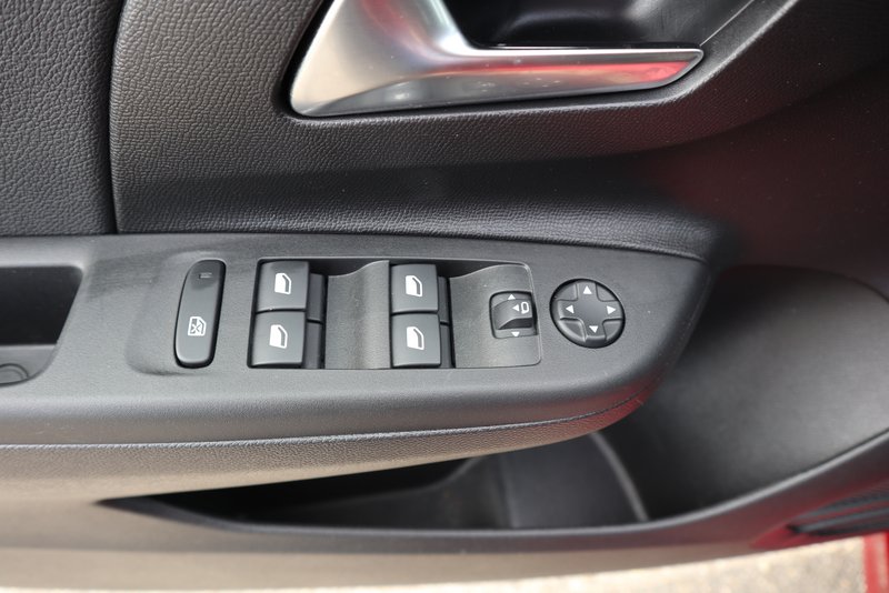 OPEL Corsa F 1.2 Turbo Elegance Autom./Klima/Kamera