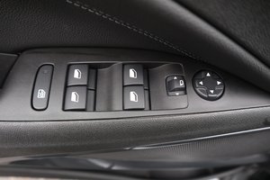 OPEL Crossland ELEGANCE Plus/ AGR Sitz / Sitzheiz LED