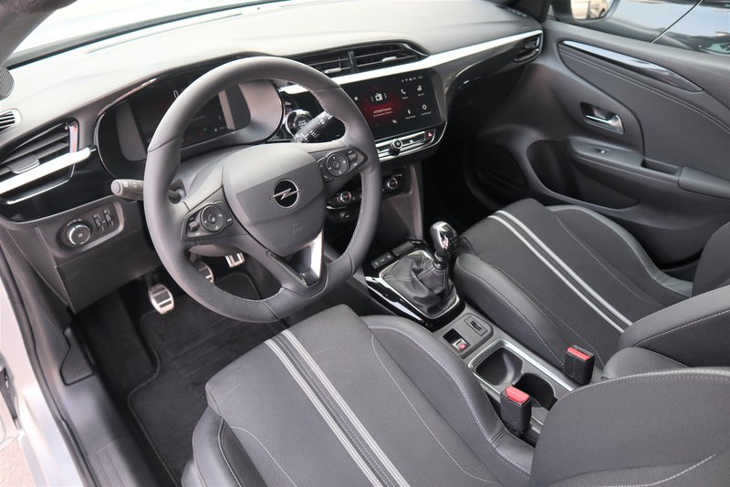 OPEL Corsa GS PLUS / TOP AUSSTATT./VIELE PAKETE/1.Hd.