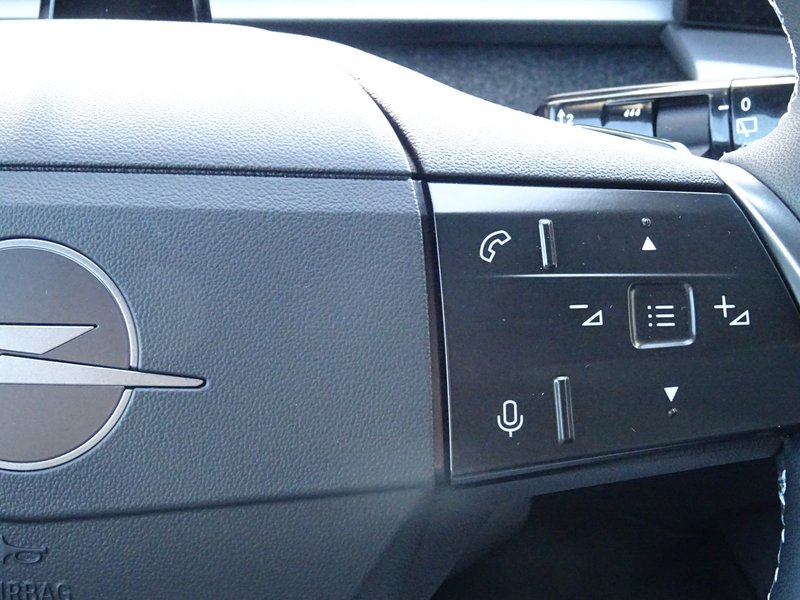 OPEL Grandland Edition Hybrid Komf.Paket/AHK Navi/LED