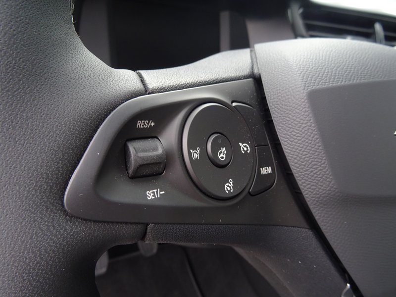 OPEL Corsa Edition Klima/LED/SH/Allwetterreifen BC