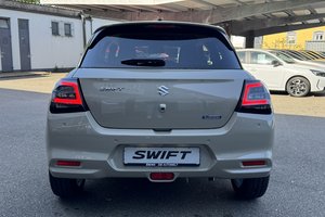 SUZUKI Swift Comfort AUTOMATIK/NAVI/SITZHEIZ/RÜ-KAM/UVM