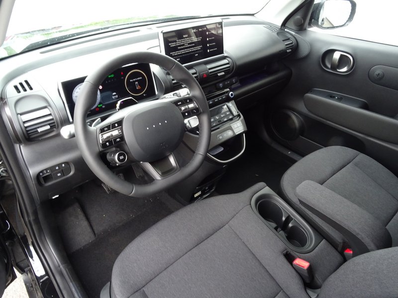HYUNDAI INSTER EV Prime/Technik-Paket Navi/Klima/BC