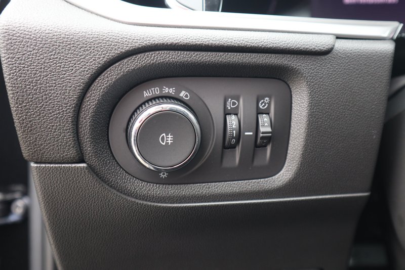 OPEL Grandland GS LINE TOP ! / AHK/NAVI/ALCANATARA !!