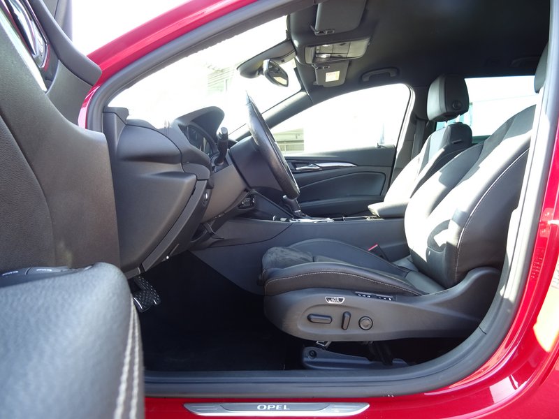 OPEL Insignia 2.0 CDTI Business Navi/Autom./Sitzhzg.