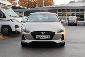 HYUNDAI i30 TREND PLUS / SITZHEIZ/MET/TEMPOMAT/KLIMA...