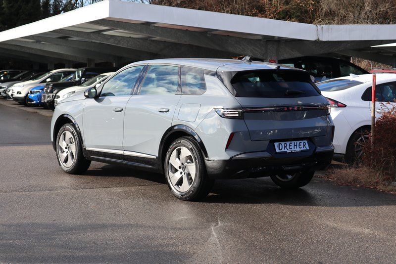 OPEL Grandland PLUGIN/KOMF+TECH-P/ALU 19/ OBC 7,4KWH