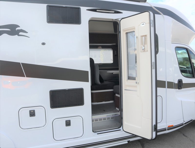 LAIKA KREOS L 5009 / REDUZIERT VON  172.623,-- !!