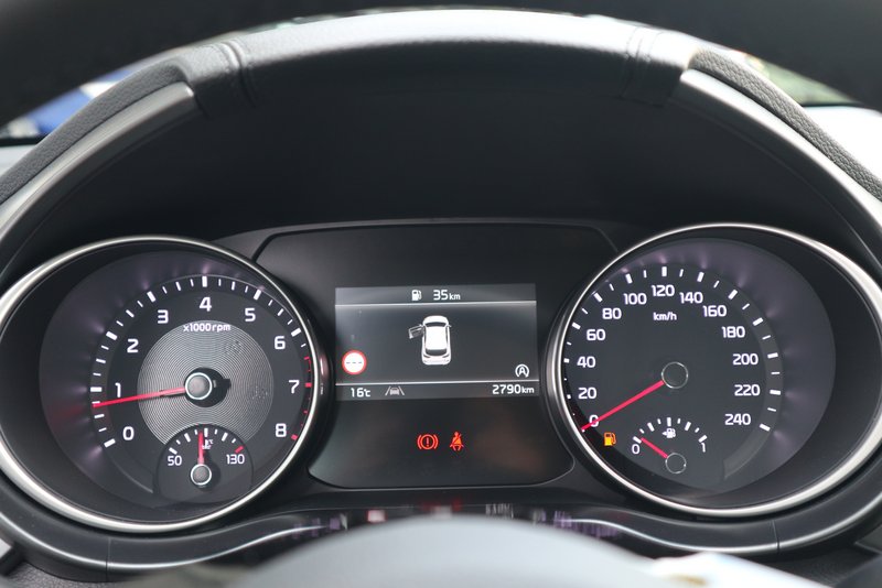 KIA Ceed / WENIG KM ! / STARKER MOTOR / TOP-AUSST. !