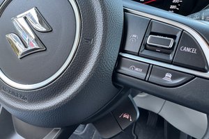 SUZUKI Swift Comfort AUTOMATIK/NAVI/SITZHEIZ/RÜ-KAM/UVM
