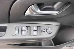 OPEL Corsa WENIG KM!/KLIMA/SITZHEIZ/UVM. Edition