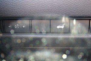 NISSAN Tekna + e-POWER e-4ORCE 213PS Kamera