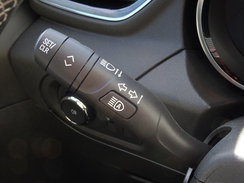 OPEL Grandland X1.2 Turbo INNOVATION Navi/PDC/Kamera