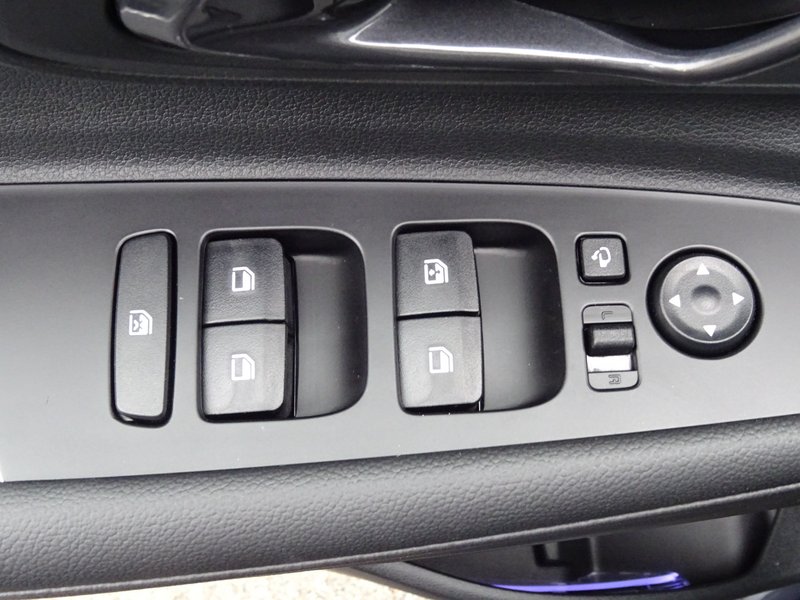 HYUNDAI Bayon 1.0 T-GDI Trend 2WD Klima Navi/LED/eFH.