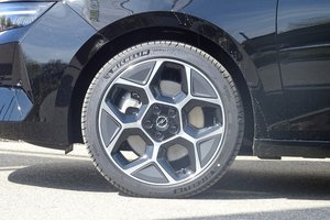 OPEL Astra Sports Tourer Plug-in-Hybrid Ultimate