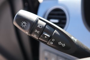 HYUNDAI i10 TREND PLUS / KLIMA/SITZHEIZ/PDC / BC / MET.