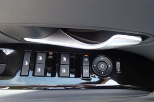 HYUNDAI Tucson Select 2WD Rückfahrkamera, Navigation