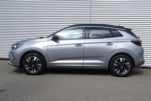 OPEL Grandland 1.2 Turbo Business Elegance Navi/LED