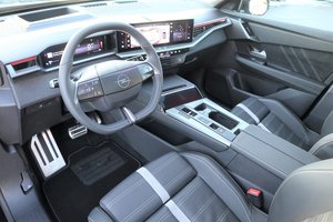 OPEL Grandland Elektro ULTIMATE ALLRAD VOLLAUSST LED