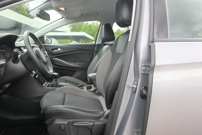OPEL Grandland X 1.2 Turbo Edition LED/Kamera/PDC/LED