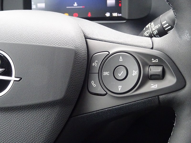 OPEL Corsa Edition Winter-/Komfort-/Tech Paket Autom.