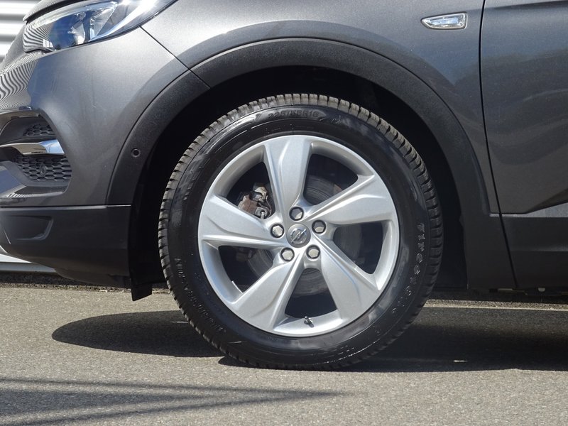 OPEL Grandland X1.2 Turbo INNOVATION Navi/PDC/Kamera