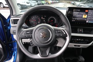 SUZUKI Swift Comfort/AUTOMATIK/NAVI/ACC/MET/SITZHEIZUNG