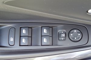 OPEL Grandland X1.2 Turbo INNOVATION Navi/PDC/Kamera