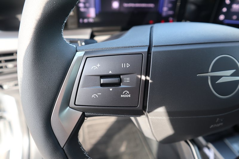 OPEL Frontera ELEKTRO/GS/TECH-PAK/NAVI/OnBoard-Charg.