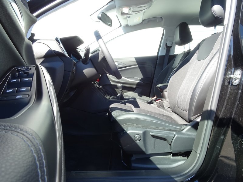 OPEL Grandland 1.2 Turbo GS Line Klima/Kamera/PDC/LM