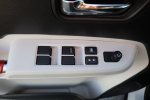 SUZUKI Ignis ALLRAD / NAVI /ALU/SITZHEIZUNG/ TOP-Ausst.