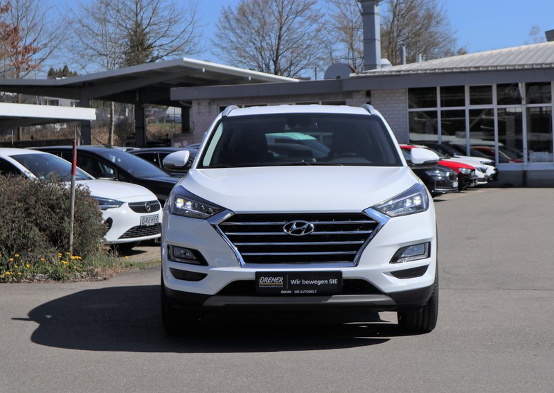 HYUNDAI Tucson 1.6 Advantage 2WD Navi/Klima/BC/eFH. NSW